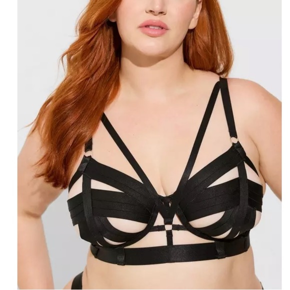torrid Other - TORRID NWT Cut Out Strappy Longline Bra